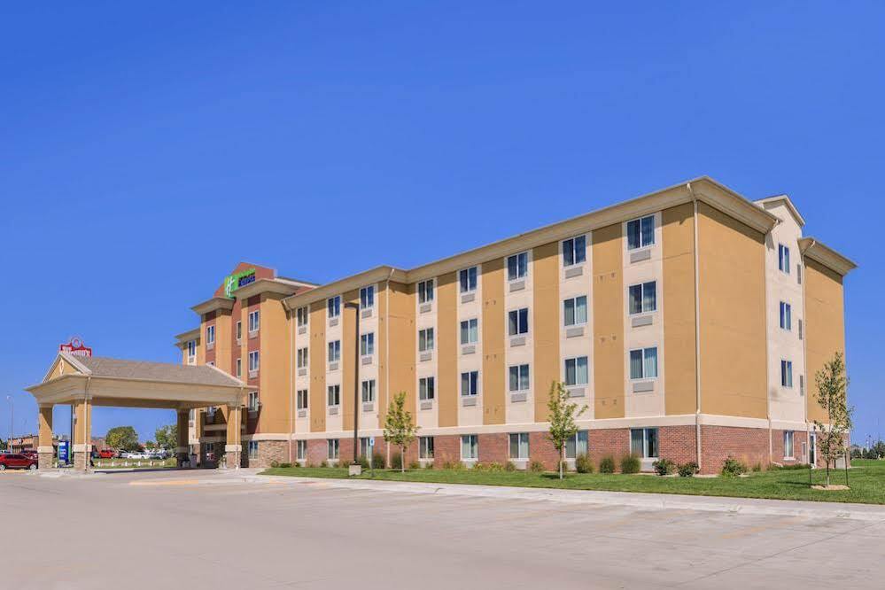 Holiday Inn Express Hotel & Suites York By Ihg Exteriér fotografie